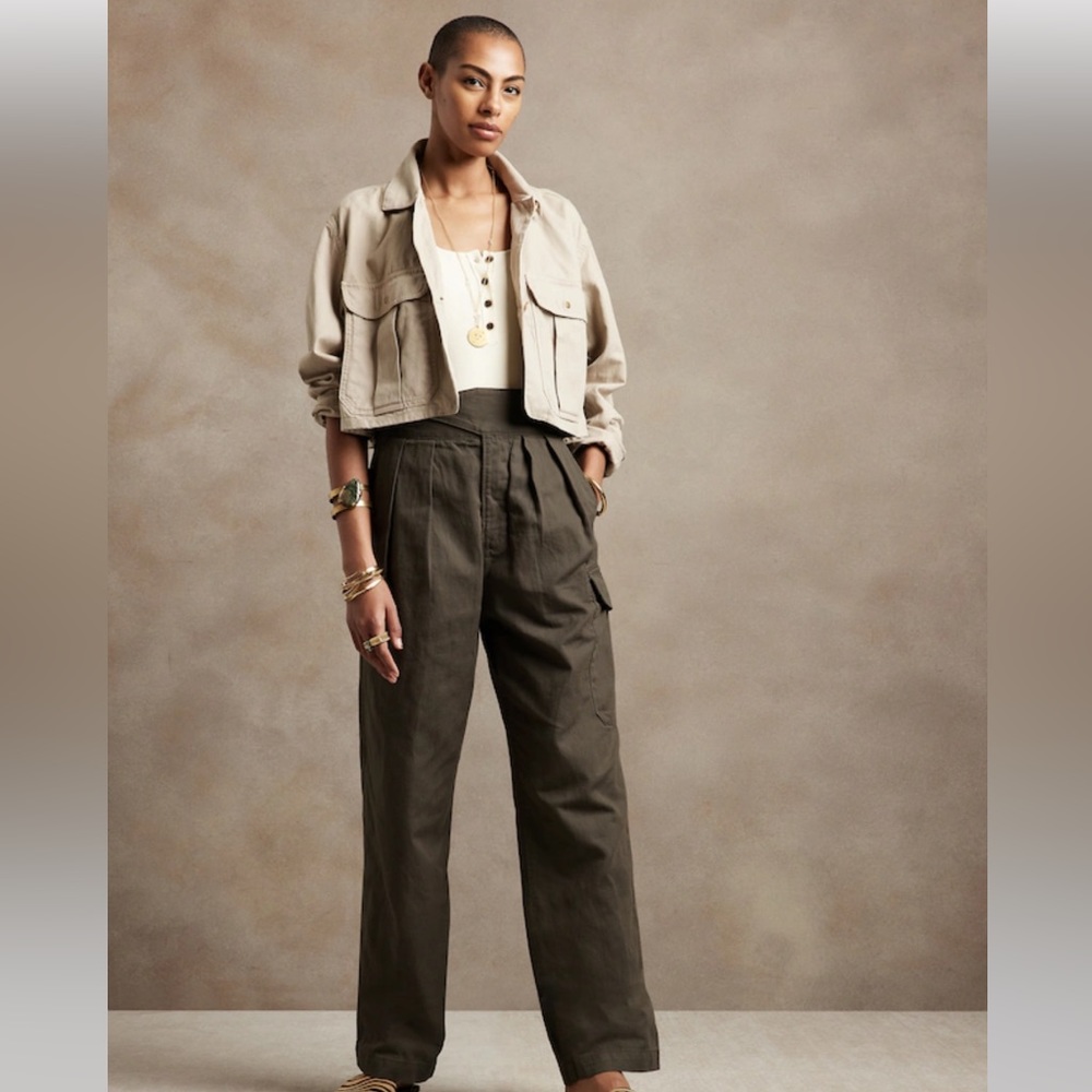 NWT Banana Republic Heritage Explorer Pant, 6P